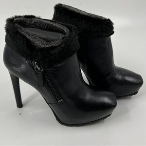 ✅ NWB Guess Ivorie BLACK Leather Boot SIZE 9.5 FAUX FUR ANKLE